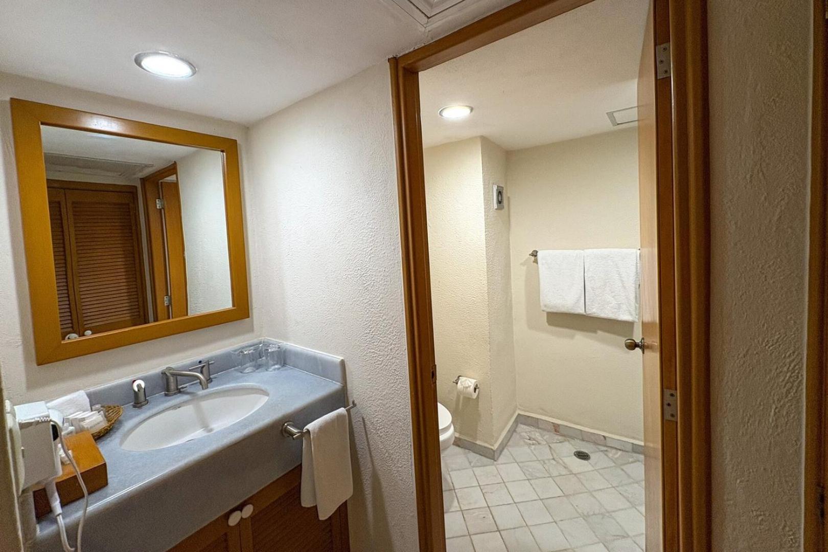 Spacious, Comfortable, And With Access! Puerto Vallarta