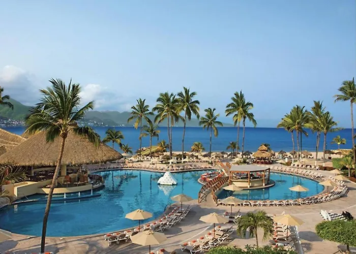 Spacious, Comfortable, And With Beach Access!